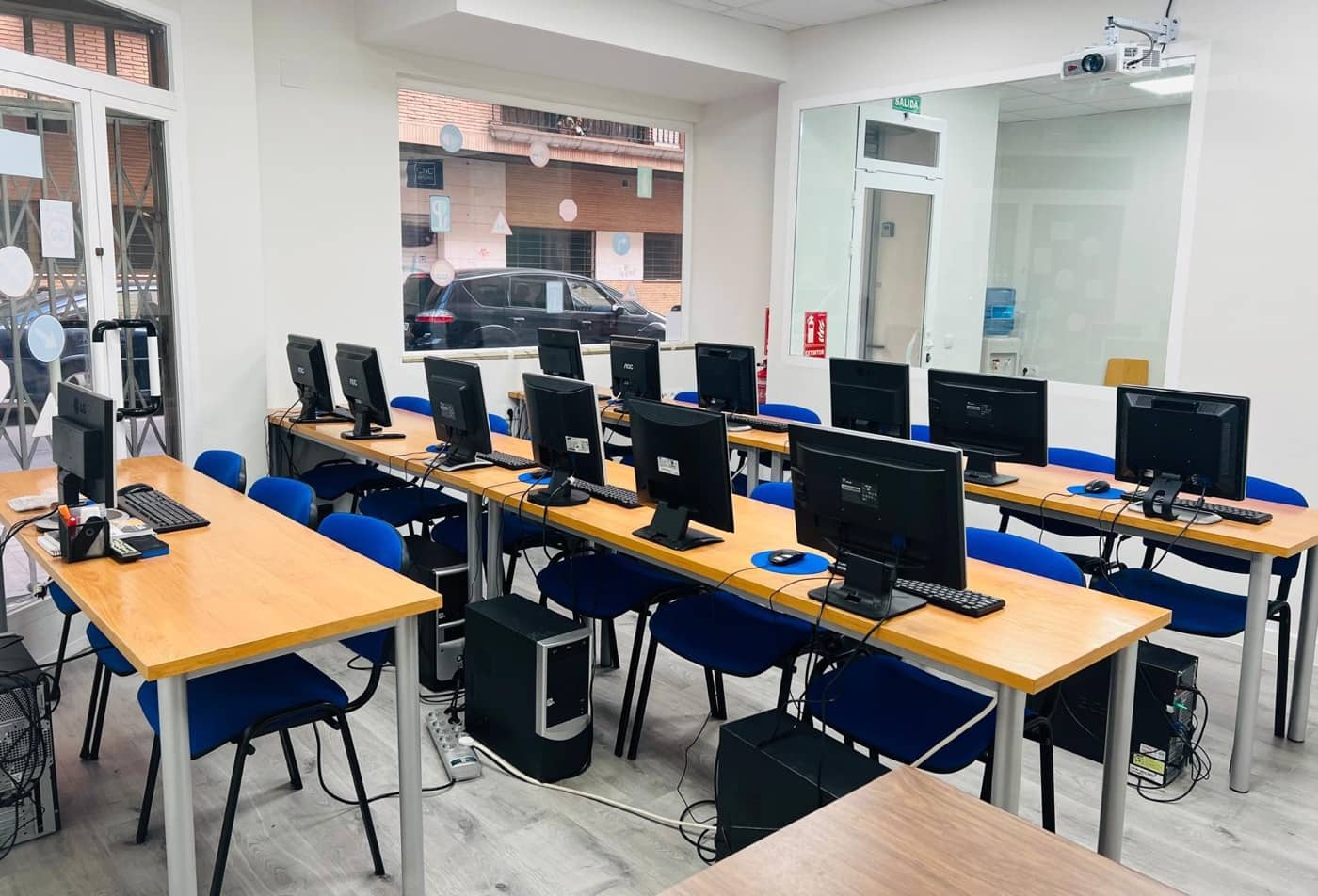Aula de formación de Autoescuela Julio