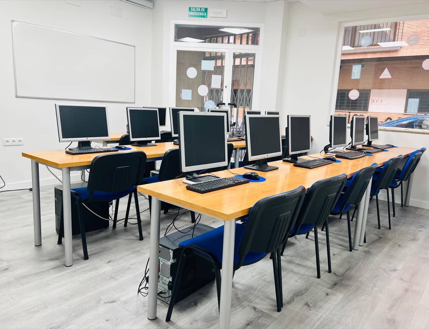 Aula de formación de Autoescuela Julio